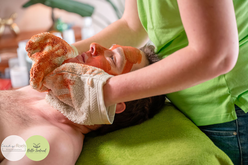 gelaatsverzorging luxe - €75,-